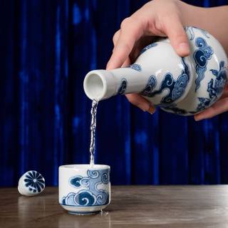 酌む