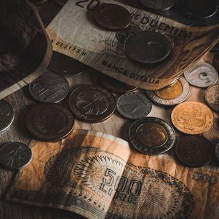 現金